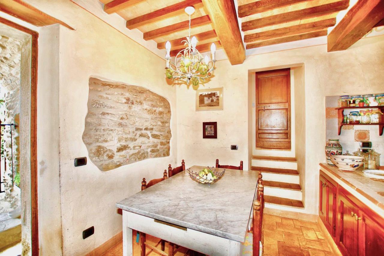 Borgo Solamore Hotel Cortona Exterior photo
